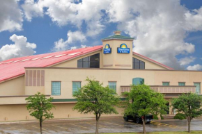 Гостиница Days Inn & Suites Lubbock South  Лаббок